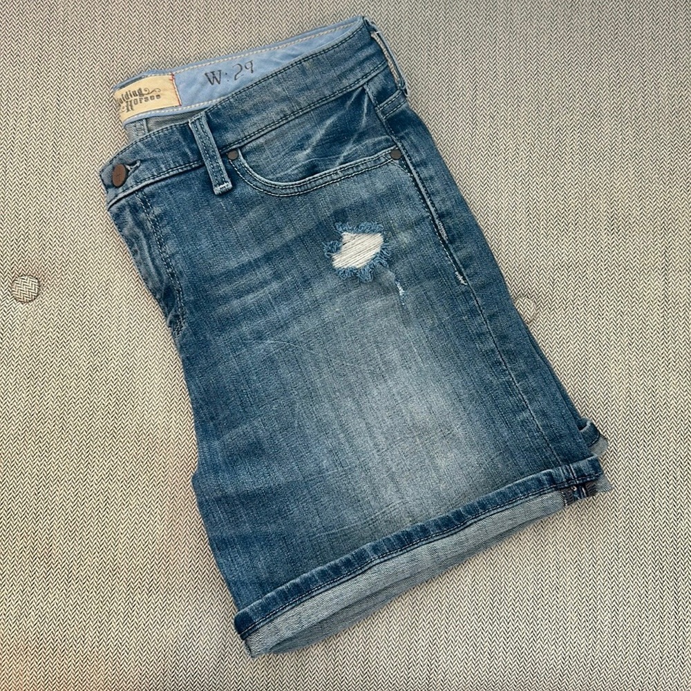 Anthropologie Holding Horses Denim Distressed Shorts | Size 29